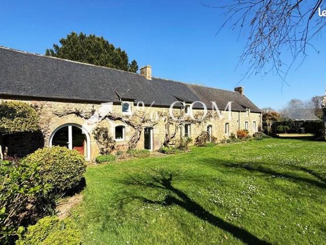 Longère 10 pièces 237 m²