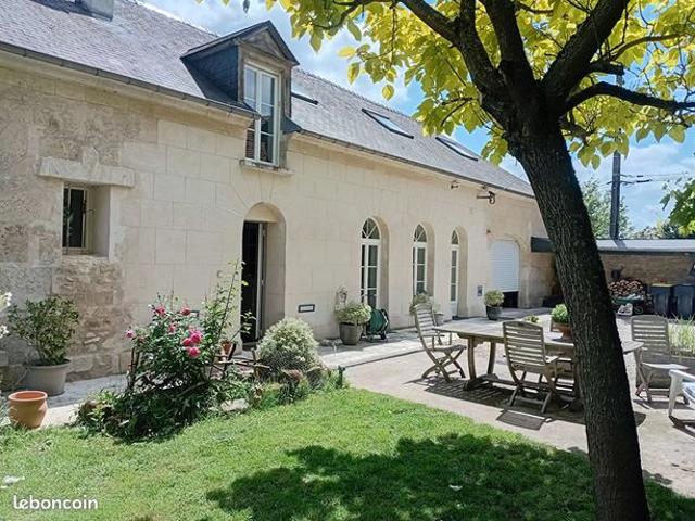 Longère 10 pièces 245 m²
