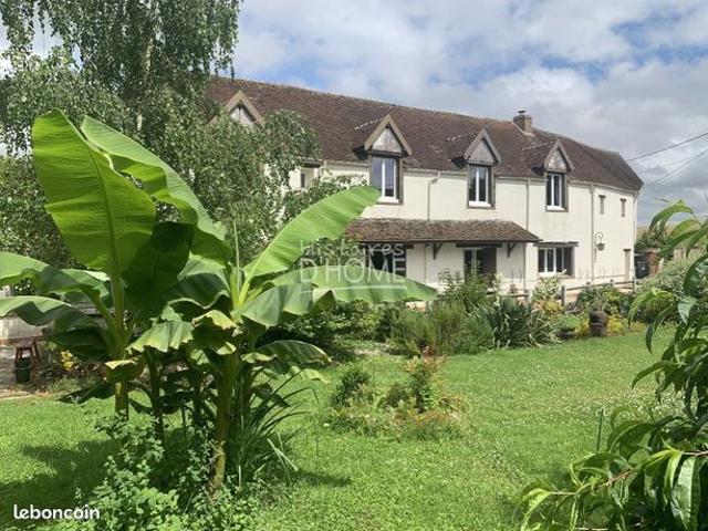 Longère 10 pièces 300 m²