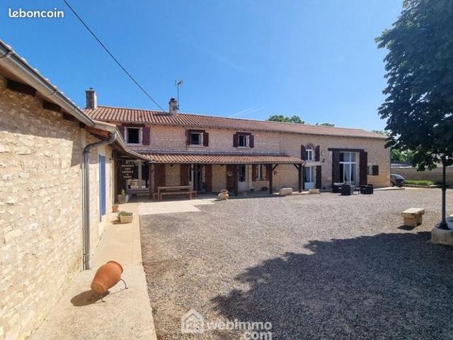 Longère 10 pièces 388 m²