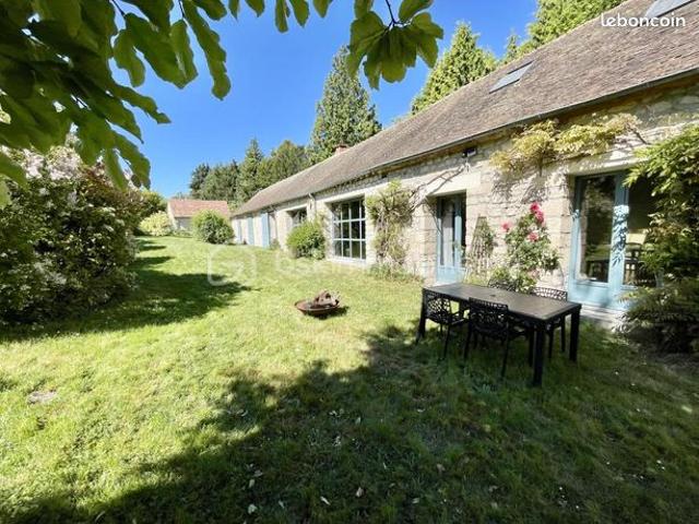 Longère 11 pièces 297 m²