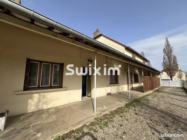 Longère 11 pièces 300 m²
