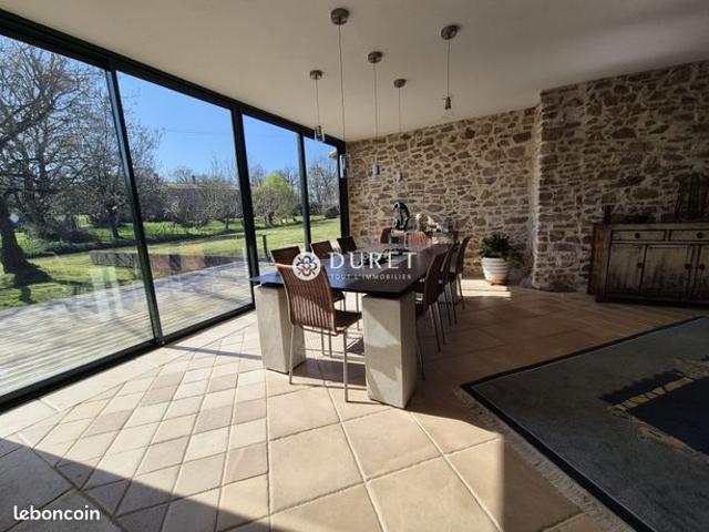 Longère 11 pièces 338 m²