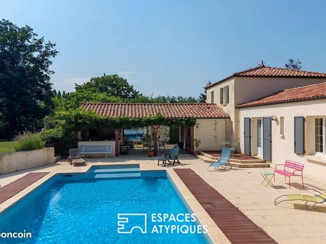 Longère 11 pièces 346 m²