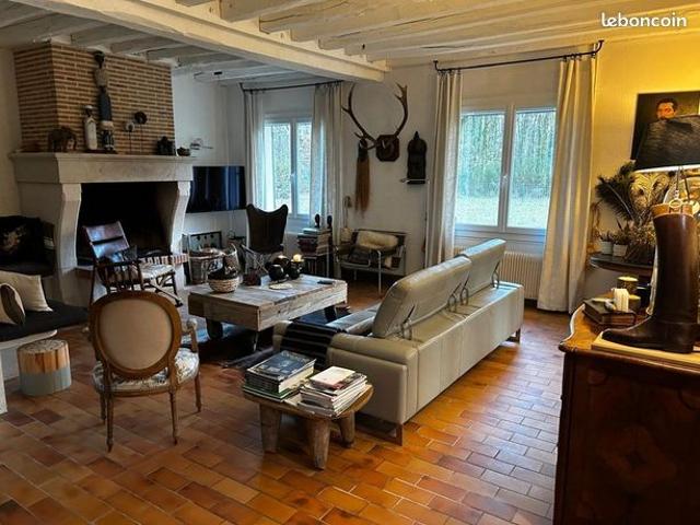 Longère 11 pièces 395 m²