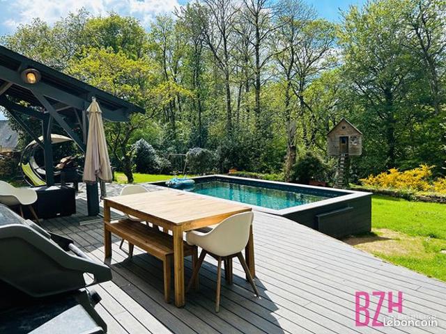 Longère 12 pièces 272 m²