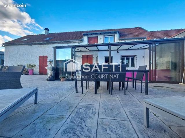 Propriété 12 pièces 285 m²
