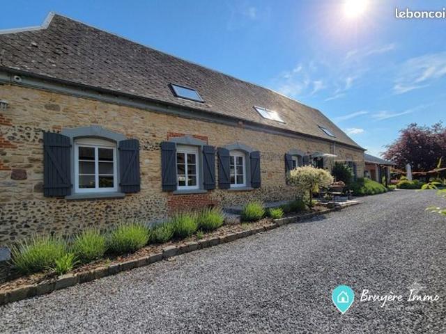 Longère 13 pièces 250 m²