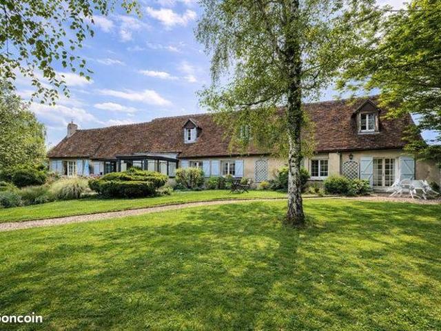 Longère 13 pièces 344 m²