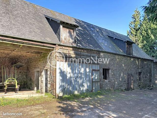 Longère 1 pièce 150 m²