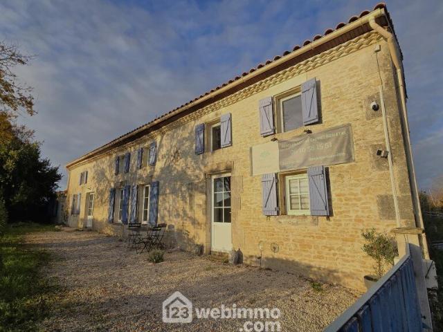 Longère 244m² La Brousse