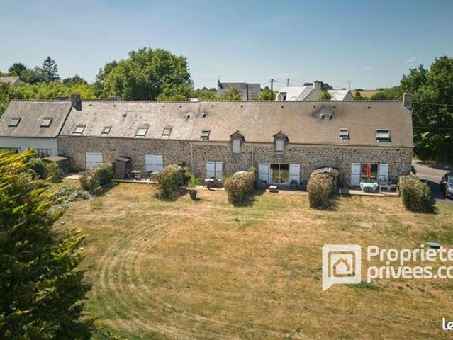 Longère 20 pièces 355 m²