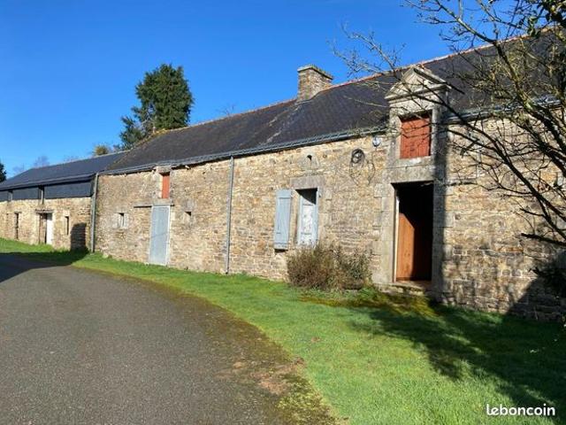 Longère 2 pièces 250 m²