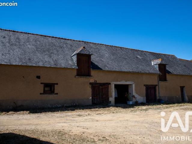 Longère 2 pièces 303 m²