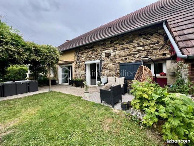 Longère 3 pièces 109 m²