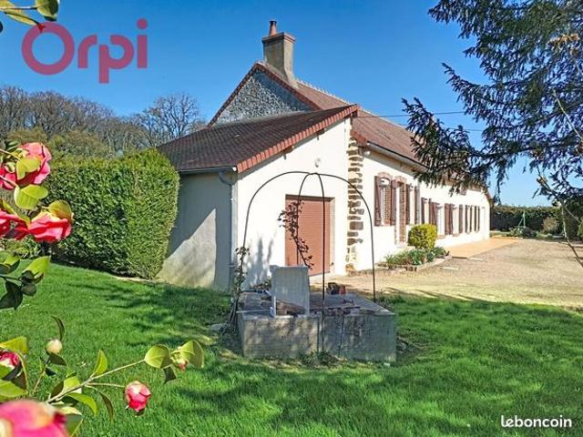 Longère 4 pièces 140 m²