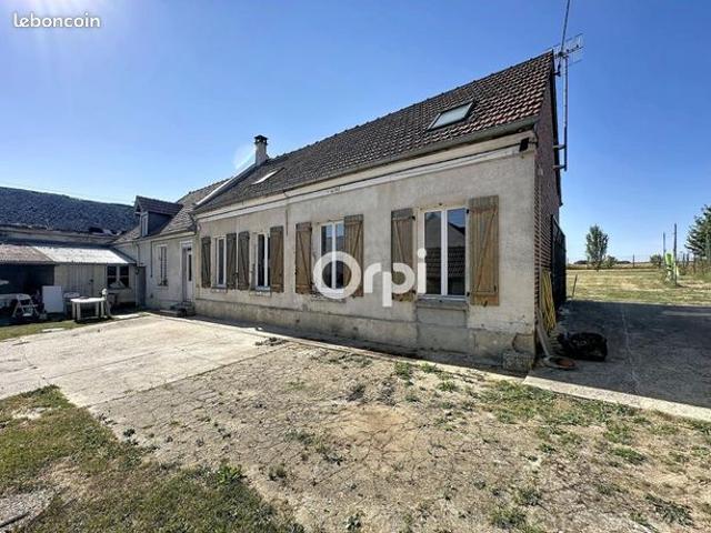 Longère 4 pièces 141 m²