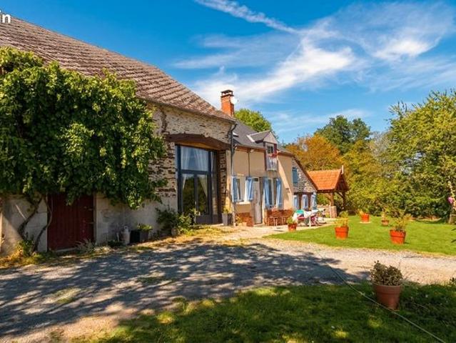 Longère 4 pièces 147 m²