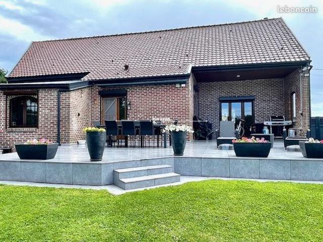Longère 4 pièces 150 m²