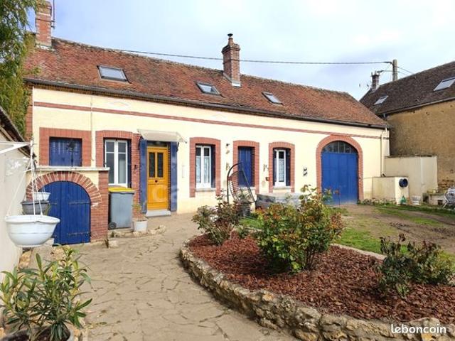 Longère 4 pièces 100 m²