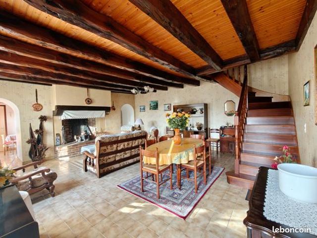 Longère 4 pièces 104 m²