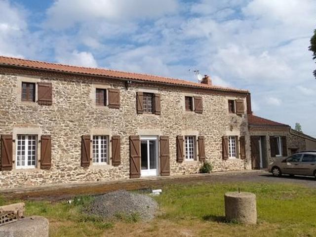 Longère 4 pièces 110 m²