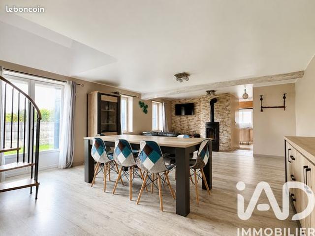 Longère 4 pièces 110 m²