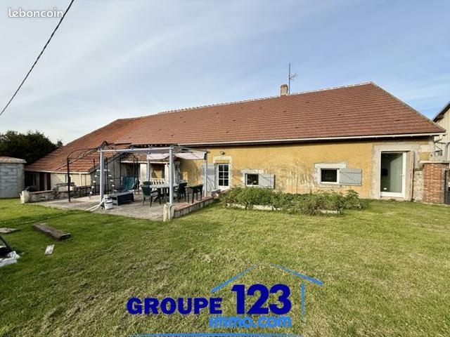 Longère 4 pièces 120 m²