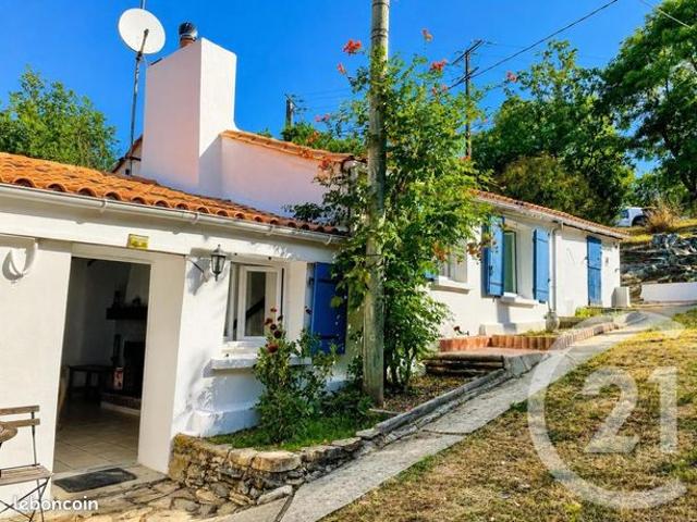 Longère 4 pièces 73 m²
