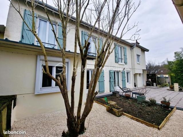 Longère 4 pièces 95 m²