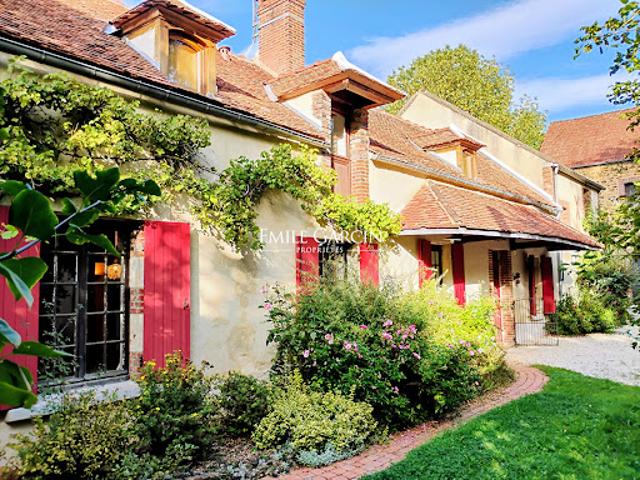 Maison avec jardin et terrasse