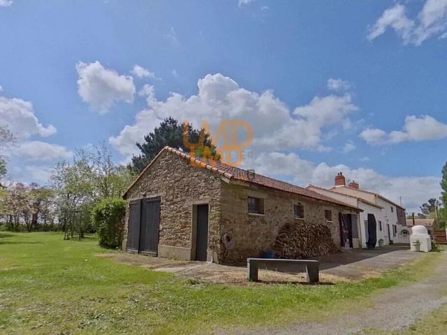 Ancienne Longère rénovée 220m² à Frossay