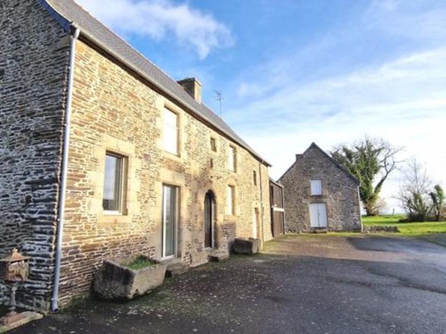 Longère 5 pièces 141 m²