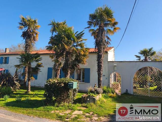 Longère 5 pièces 147 m²