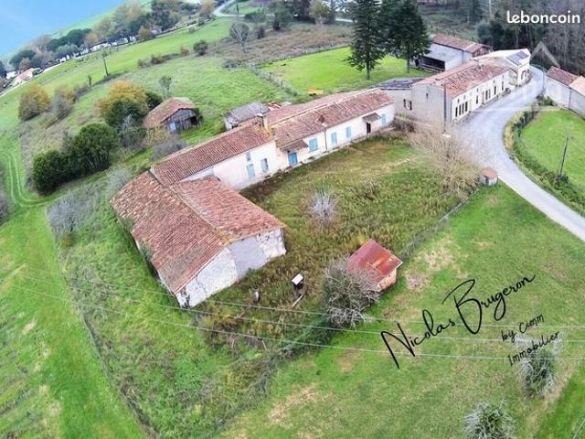 Longère 5 pièces 147 m²