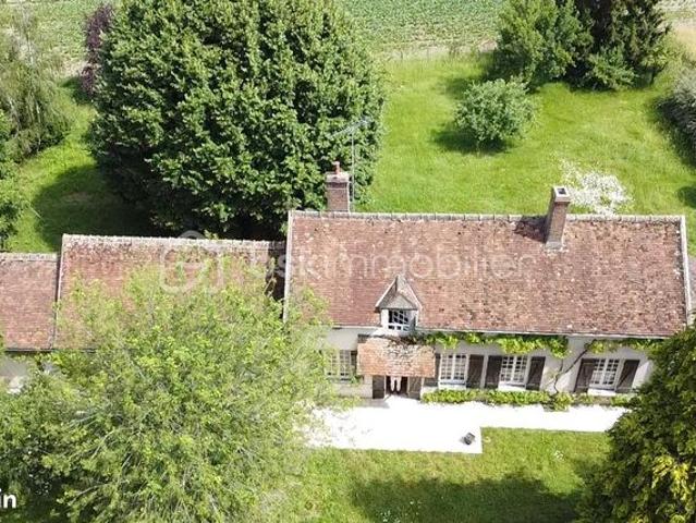 Longère 5 pièces 145 m²