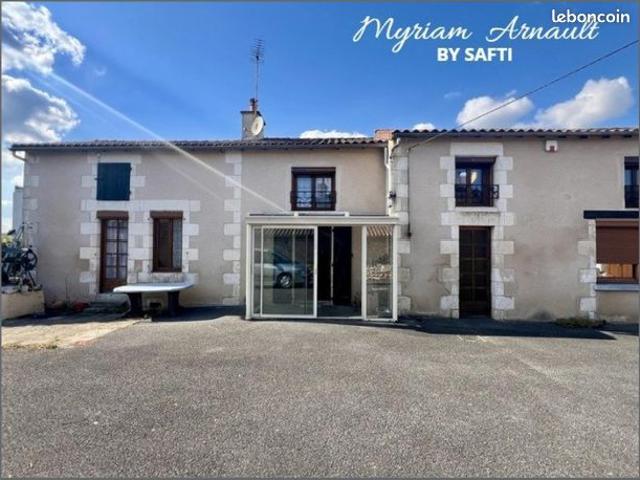 Longère 5 pièces 145 m²