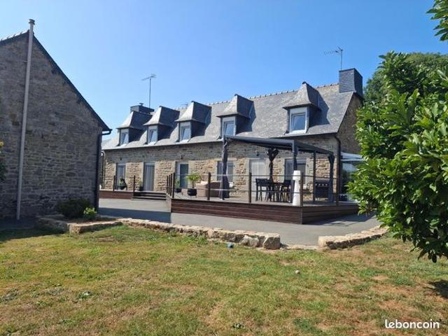 Longère 5 pièces 151 m²