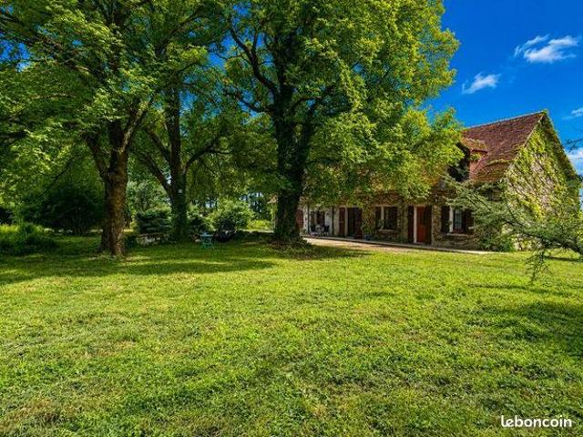 Longère 5 pièces 160 m²