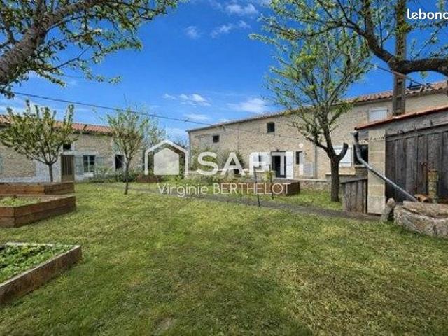 Longère 5 pièces 160 m²
