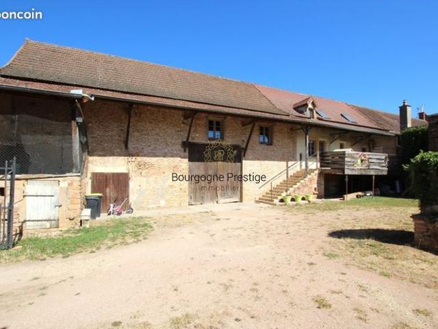 Longère 5 pièces 162 m²
