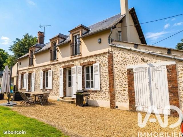 Longère 5 pièces 165 m²