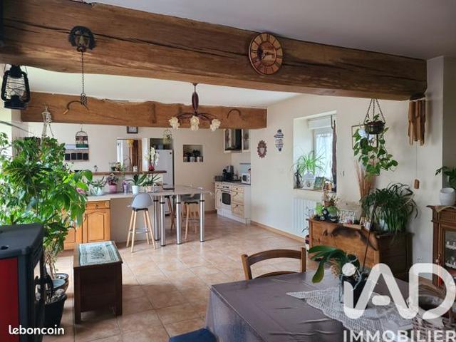 Longère 5 pièces 117 m²