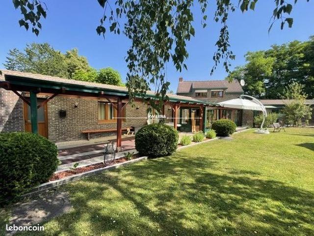 Longère 5 pièces 130 m²