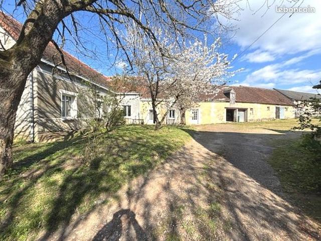 Longère 5 pièces 130 m²