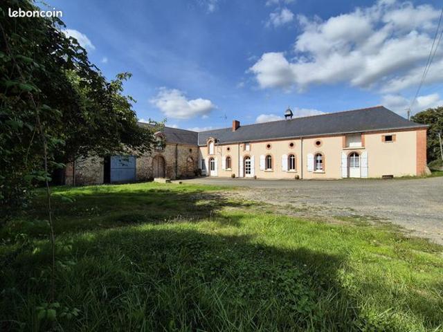 Longère 5 pièces 139 m²