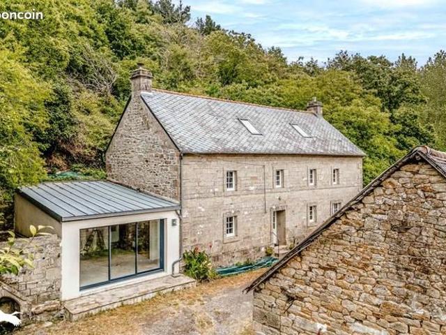 Longère 5 pièces 139 m²