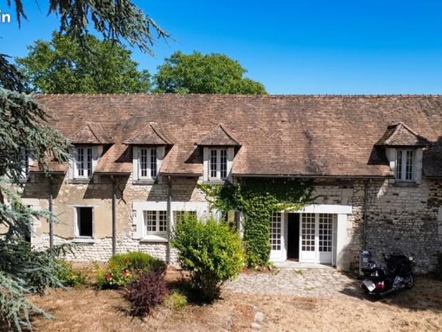 Longère 5 pièces 230 m²