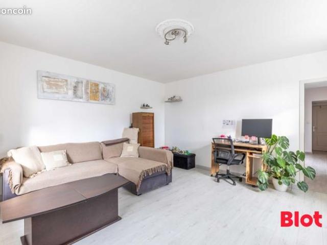 Longère 5 pièces 84 m²