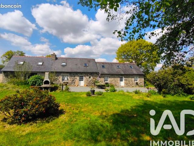 Longère 6 pièces 140 m²